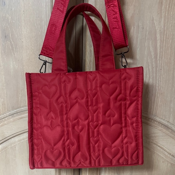 NEW Betsey Johnson Red Quilted Shoulder Bag with Teddy Charm - Picture 6 of 16